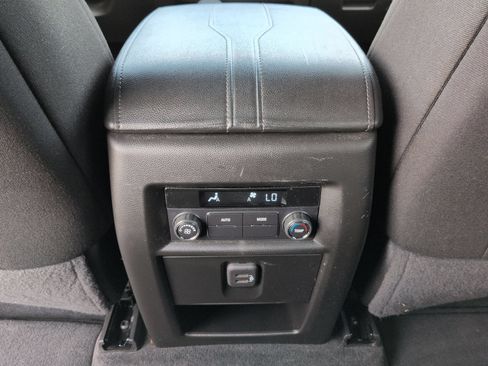 Certified 2023 Chevrolet Traverse LT AWD/4WD image 21