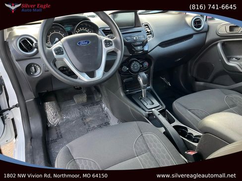 Used 2019 Ford Fiesta SE w/ Equipment Group 201A image 6