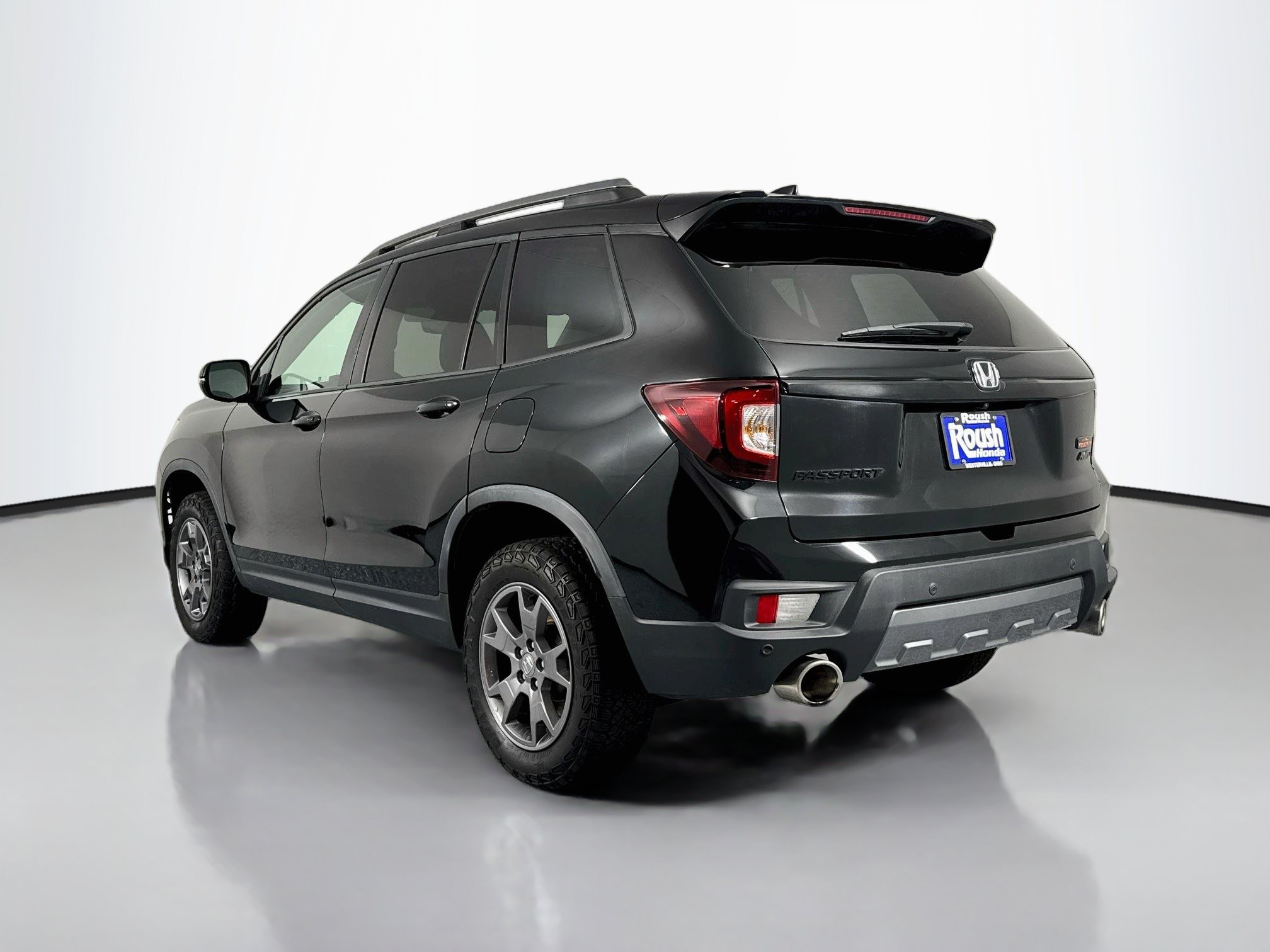 Certified 2024 Honda Passport TrailSport image 7
