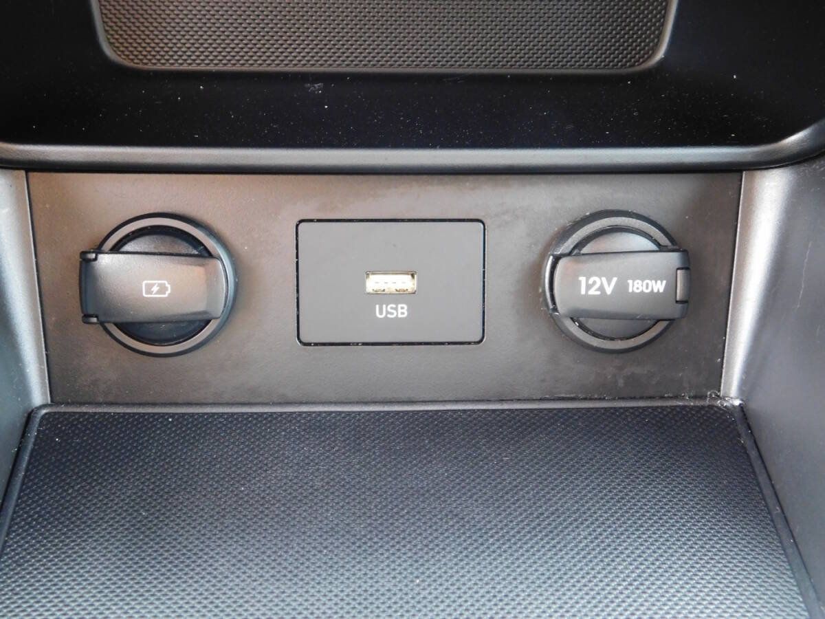 Used 2023 Hyundai Kona SE FWD image 14