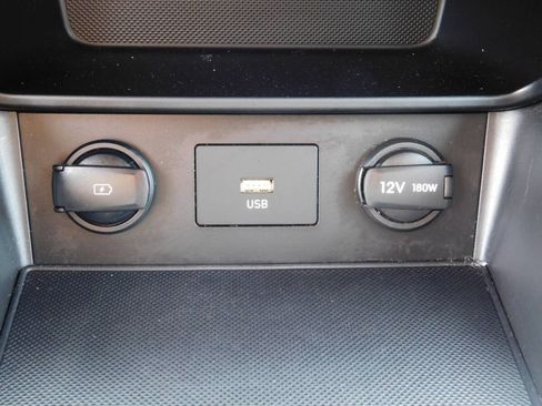 Used 2023 Hyundai Kona SE FWD image 14