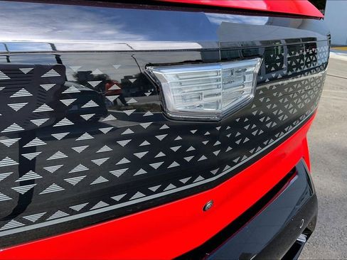 New 2026 Cadillac Optiq Sport 2 image 36