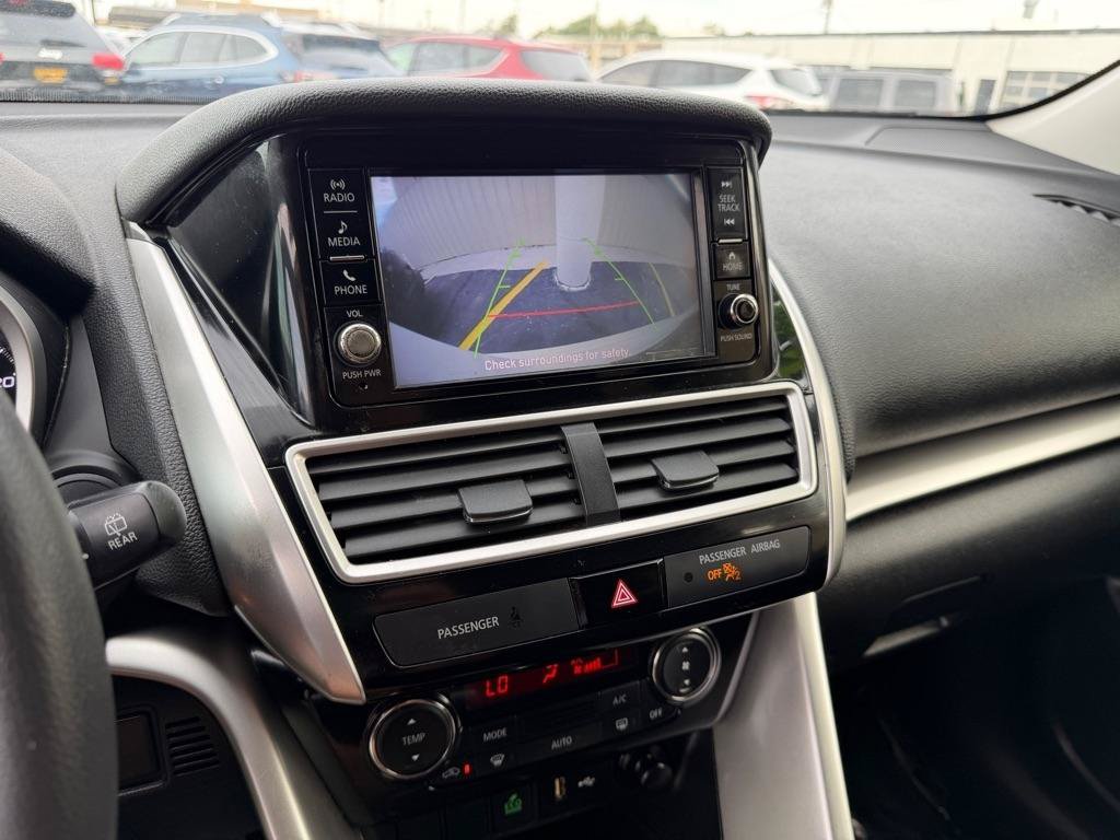 Used 2020 Mitsubishi Eclipse Cross ES FWD image 30