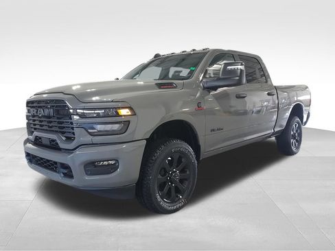 New 2026 RAM 2500 Big Horn AWD/4WD image 4
