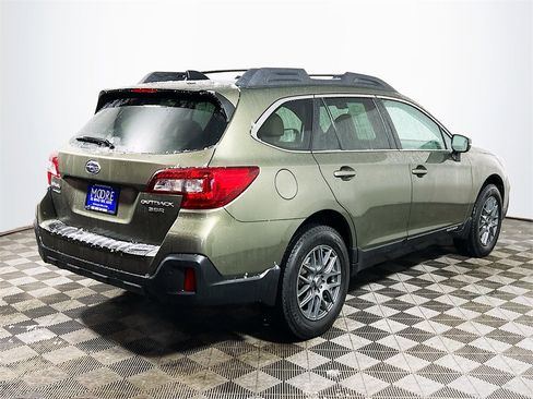 Used 2018 Subaru Outback 3.6R Limited image 8