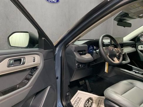 New 2026 Ford Explorer Active AWD/4WD image 11