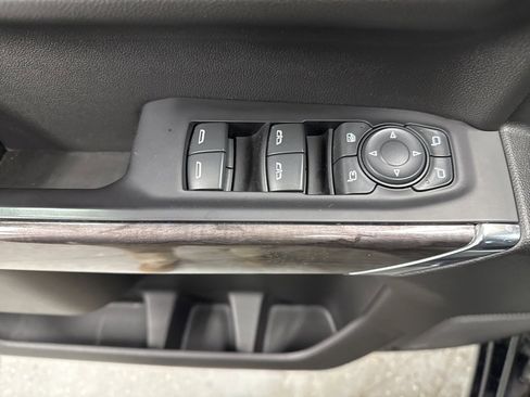 Used 2019 Chevrolet Silverado 1500 LTZ w/ LTZ Plus Package image 7