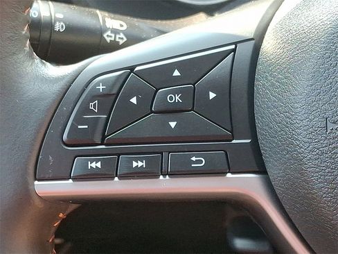 Used 2023 Nissan Sentra SR image 20