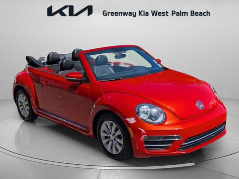 Used 2019 Volkswagen Beetle 2.0T S image 2