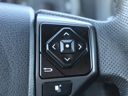 Certified 2023 Toyota Tacoma TRD Off-Road AWD/4WD image 26