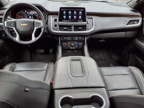 Used 2021 Chevrolet Tahoe Premier w/ Premium Package image 13