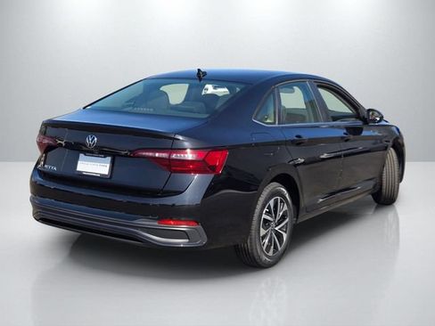 Used 2024 Volkswagen Jetta S FWD image 4