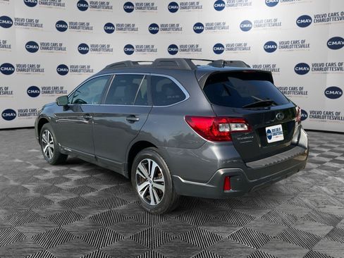 Used 2019 Subaru Outback 2.5i Limited AWD/4WD image 3