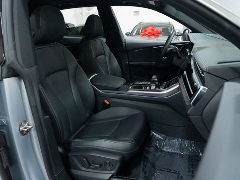 Used 2019 Audi Q8 Prestige w/ Towing Package image 28