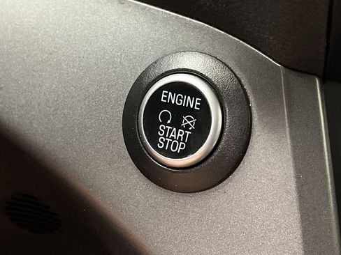 Used 2019 Ford Escape SEL AWD/4WD image 19