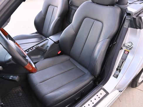 Used 2002 Mercedes-Benz SLK 320 image 29