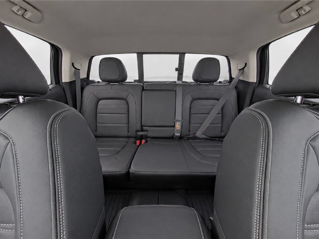 Used 2022 GMC Canyon Denali AWD/4WD image 33
