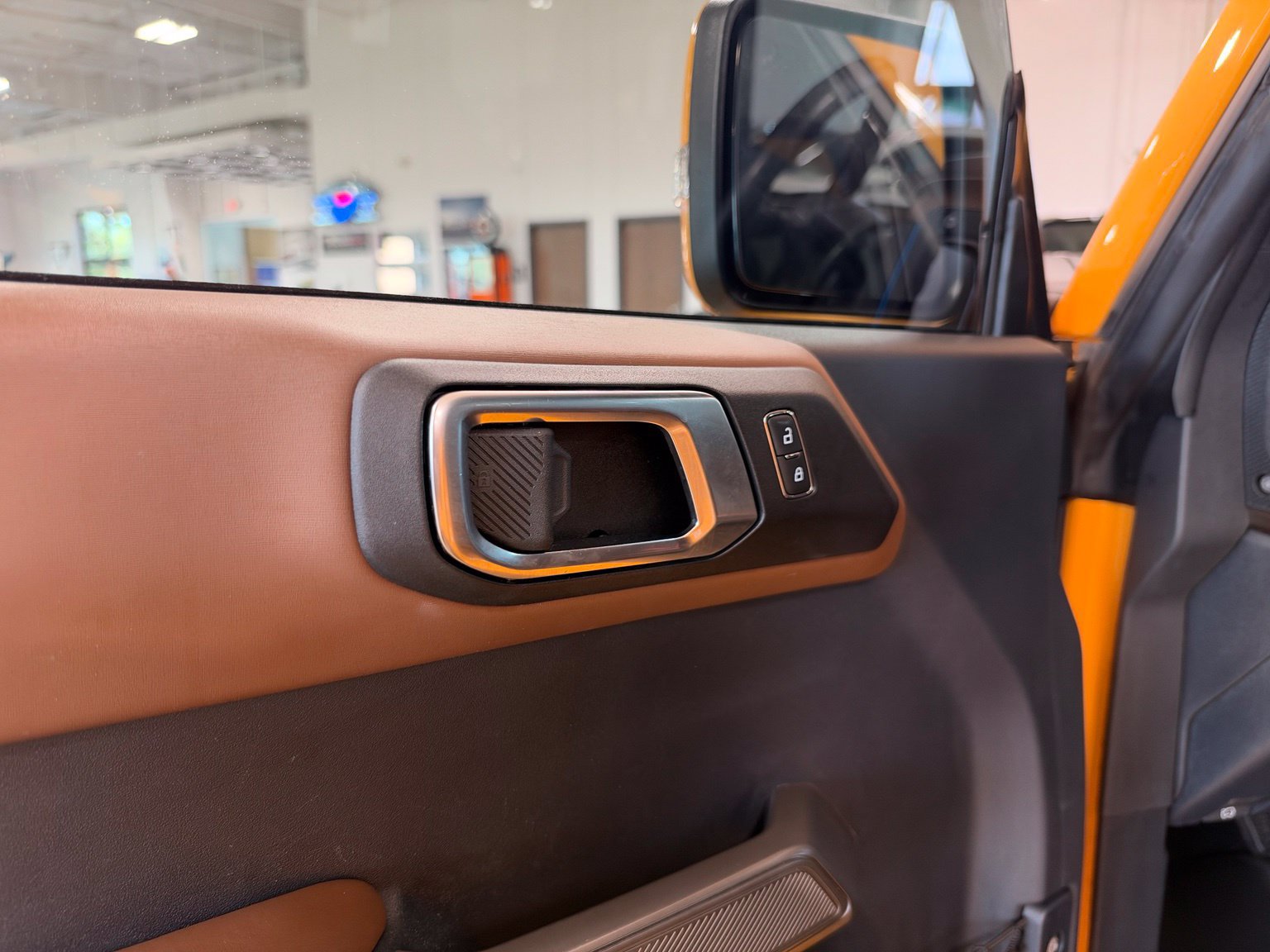 Used 2022 Ford Bronco Outer Banks AWD/4WD image 13