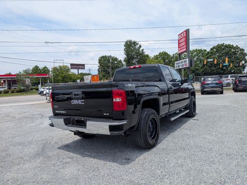 Used 2015 GMC Sierra 1500 SLE w/ SLE Value Package AWD/4WD image 7