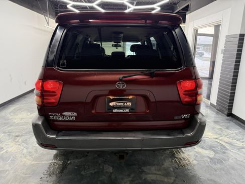 Used 2003 Toyota Sequoia SR5 image 4