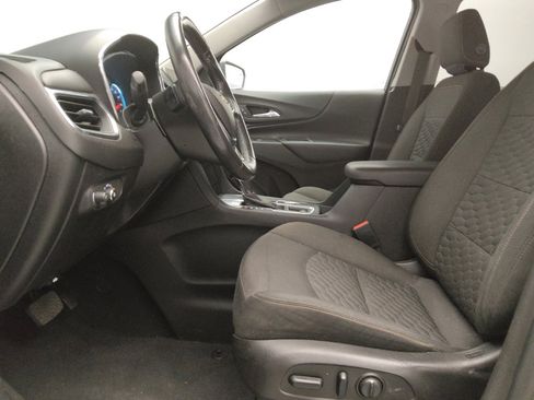 Used 2018 Chevrolet Equinox LT w/ Sun & Infotainment Package image 17