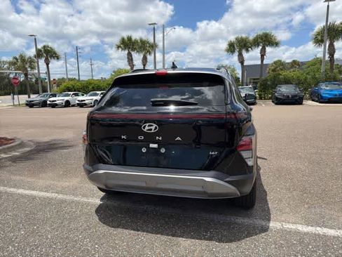 Used 2024 Hyundai Kona Limited FWD image 18