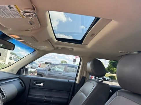 Used 2016 Ford Flex Limited w/ Equipment Group 303A AWD/4WD image 5