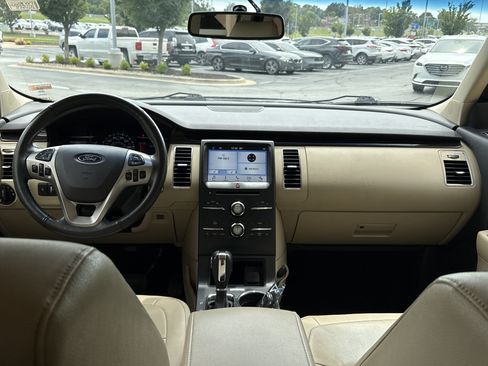 Used 2017 Ford Flex SEL w/ Equipment Group 202A AWD/4WD image 26