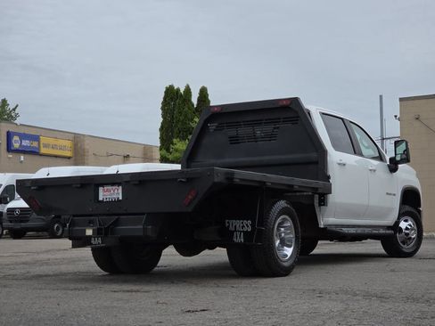 Used 2024 Chevrolet Silverado 3500 LT w/ Convenience Package AWD/4WD image 13