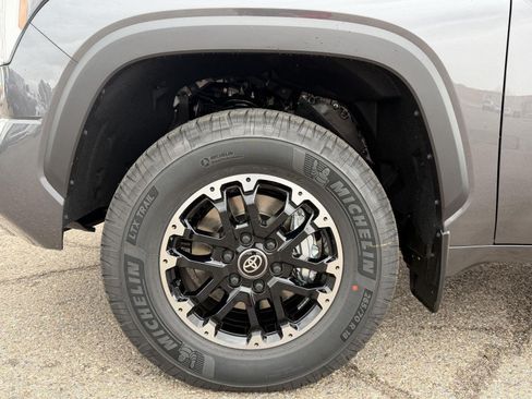 New 2026 Toyota Tundra SR5 AWD/4WD image 31