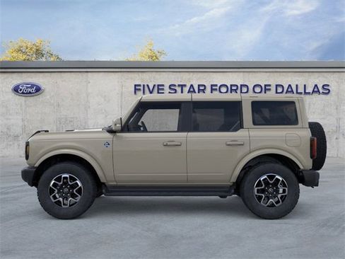 New 2025 Ford Bronco Outer Banks image 3