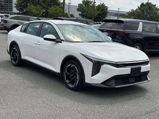 Used 2025 Kia K4 EX FWD video 1