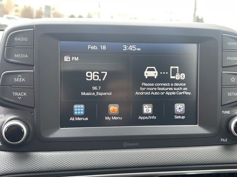Used 2019 Hyundai Kona SE image 2