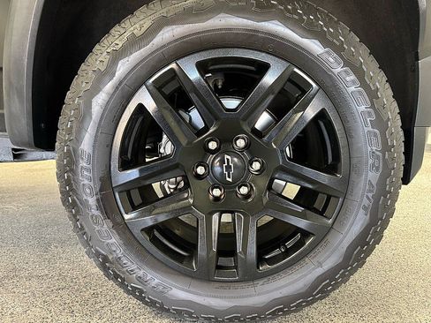 Used 2024 Chevrolet Colorado Trail Boss w/ Technology Package image 26