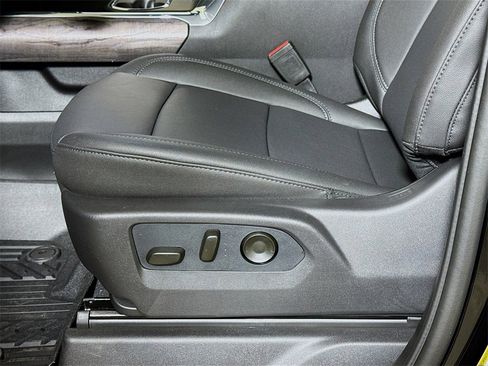 New 2026 Chevrolet Silverado 2500 LTZ w/ LTZ Premium Texas Edition image 17