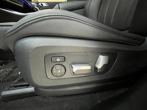 Used 2020 BMW X5 xDrive40i w/ Convenience Package AWD/4WD image 79