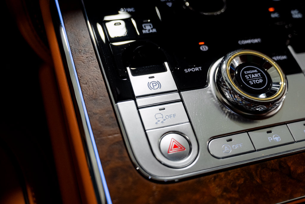 Used 2023 Bentley Flying Spur W12 AWD/4WD image 60