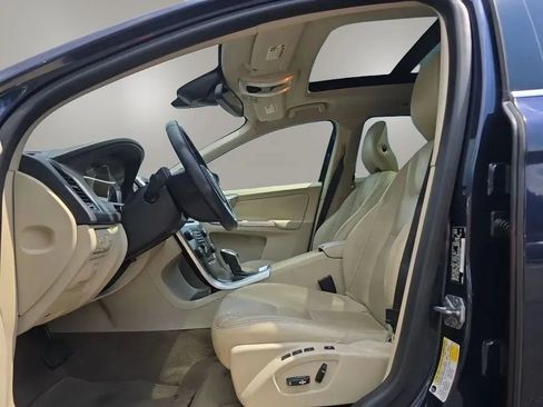 Used 2015 Volvo XC60 T5 Premier Plus FWD image 15