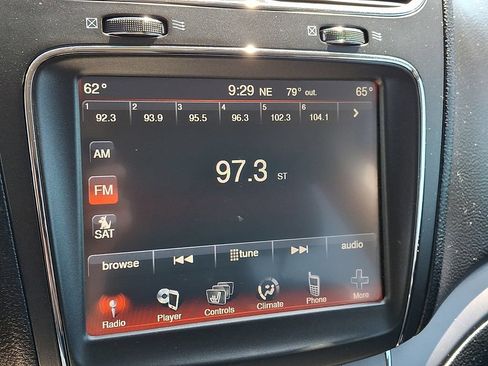 Used 2018 Dodge Journey Crossroad w/ Driver Convenience Group FWD image 22