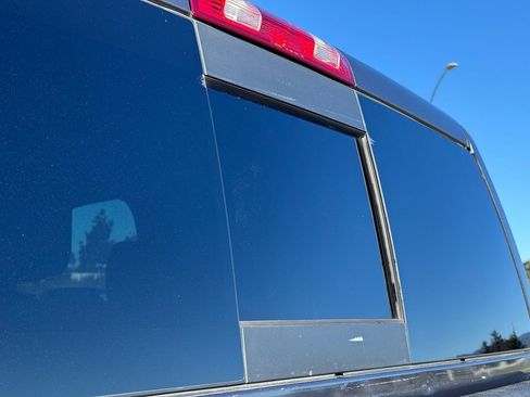 Used 2016 RAM 1500 Big Horn image 18