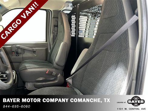 Used 2023 GMC Savana 2500 w/ Driver Convenience Package image 16