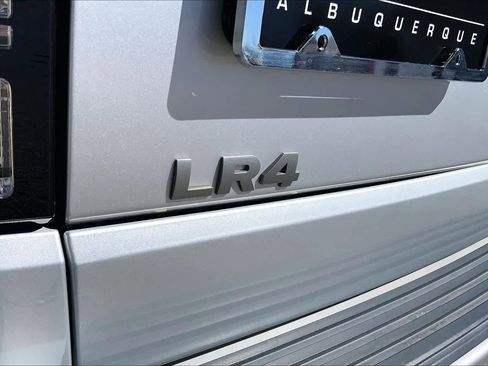 Used 2014 Land Rover LR4 HSE LUX image 30