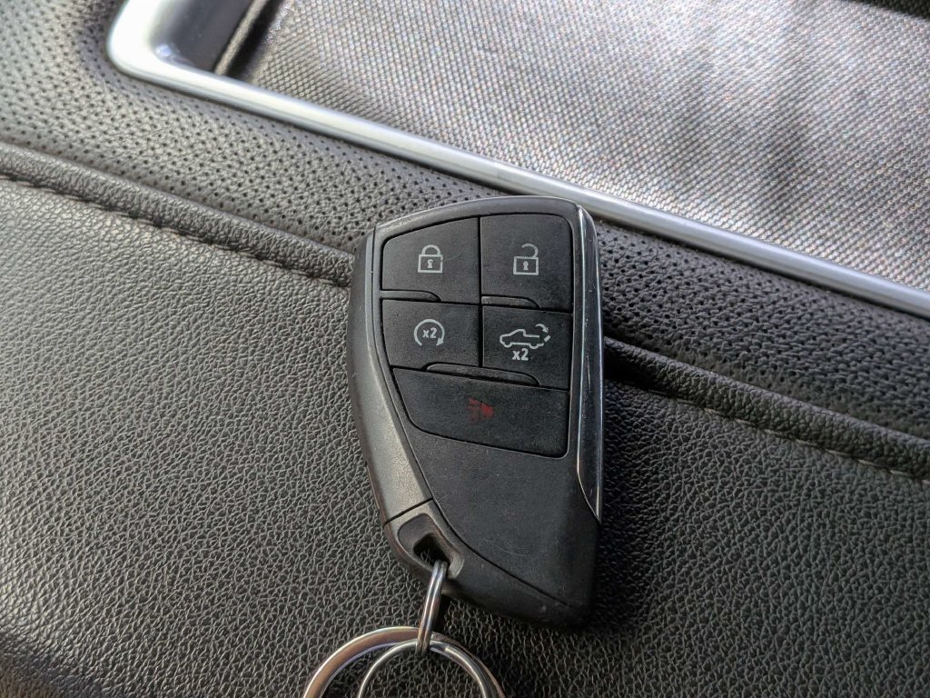 Used 2022 Chevrolet Silverado 1500 LTZ AWD/4WD image 28
