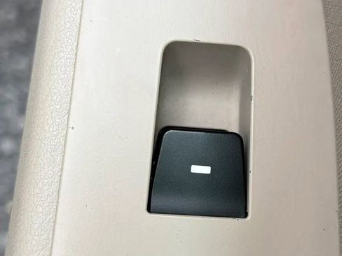 Used 2019 Hyundai Elantra SEL FWD image 29