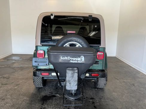 Used 2000 Jeep Wrangler Sahara AWD/4WD image 5