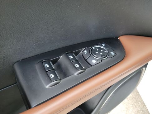 Used 2020 Lincoln Nautilus Reserve FWD image 14