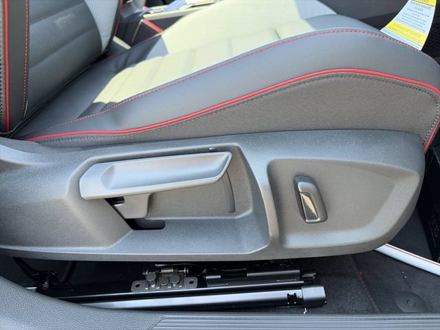 New 2026 Volkswagen GTI SE FWD image 32