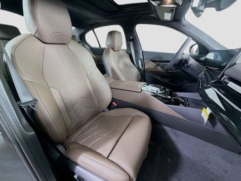 New 2026 BMW 530i xDrive w/ Premium Package AWD/4WD image 31