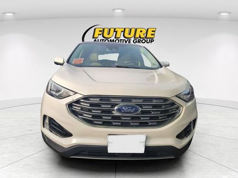 Used 2021 Ford Edge SEL w/ Convenience Package image 2