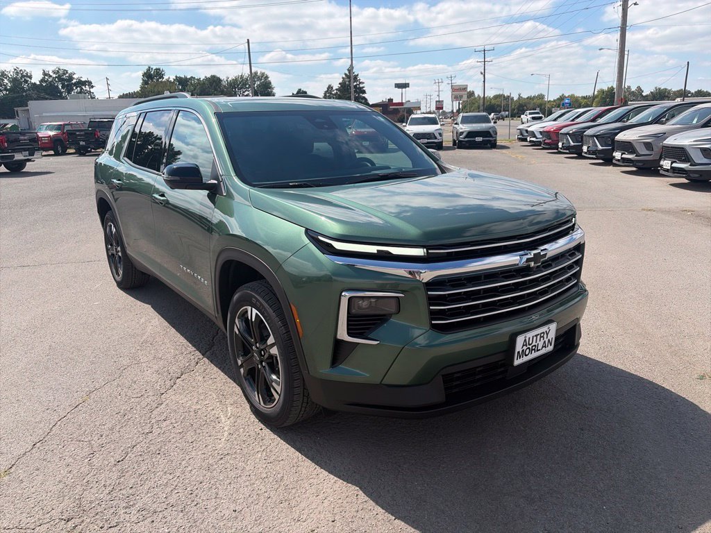 New 2027 Chevrolet Traverse LT w/ Sun and Wheel Package AWD/4WD image 8